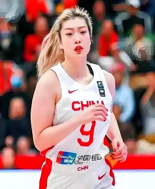 包含李梦落选宫鲁鸣顶着巨大压力多数主帅难有此魄力的词条