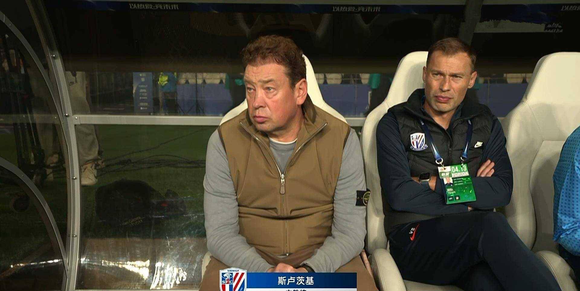 风趣!斯卢茨基回应特谢拉情绪问题:好比30年的老夫妻的简单介绍