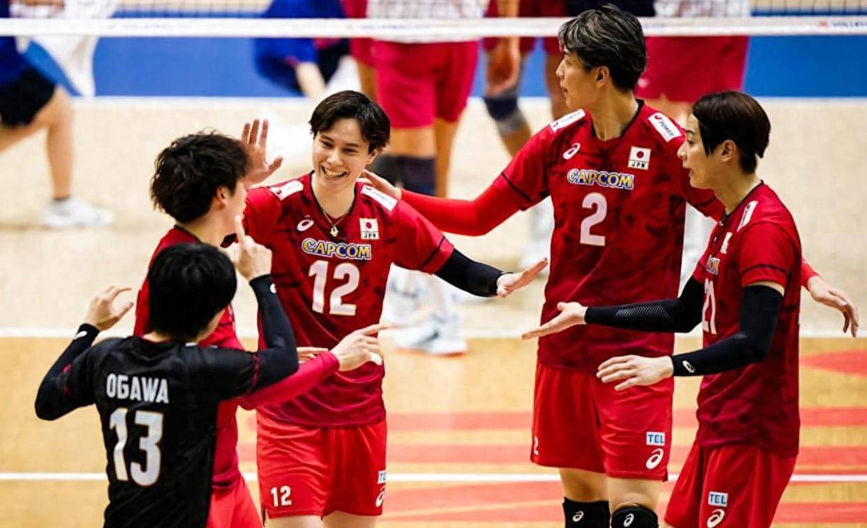 包含女子排球：日本队实力碾压对手获胜的词条